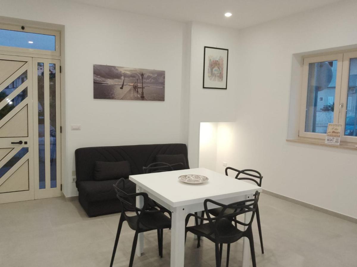 A' Ches Du' Mestr 2 Montalbano  Esterno foto
